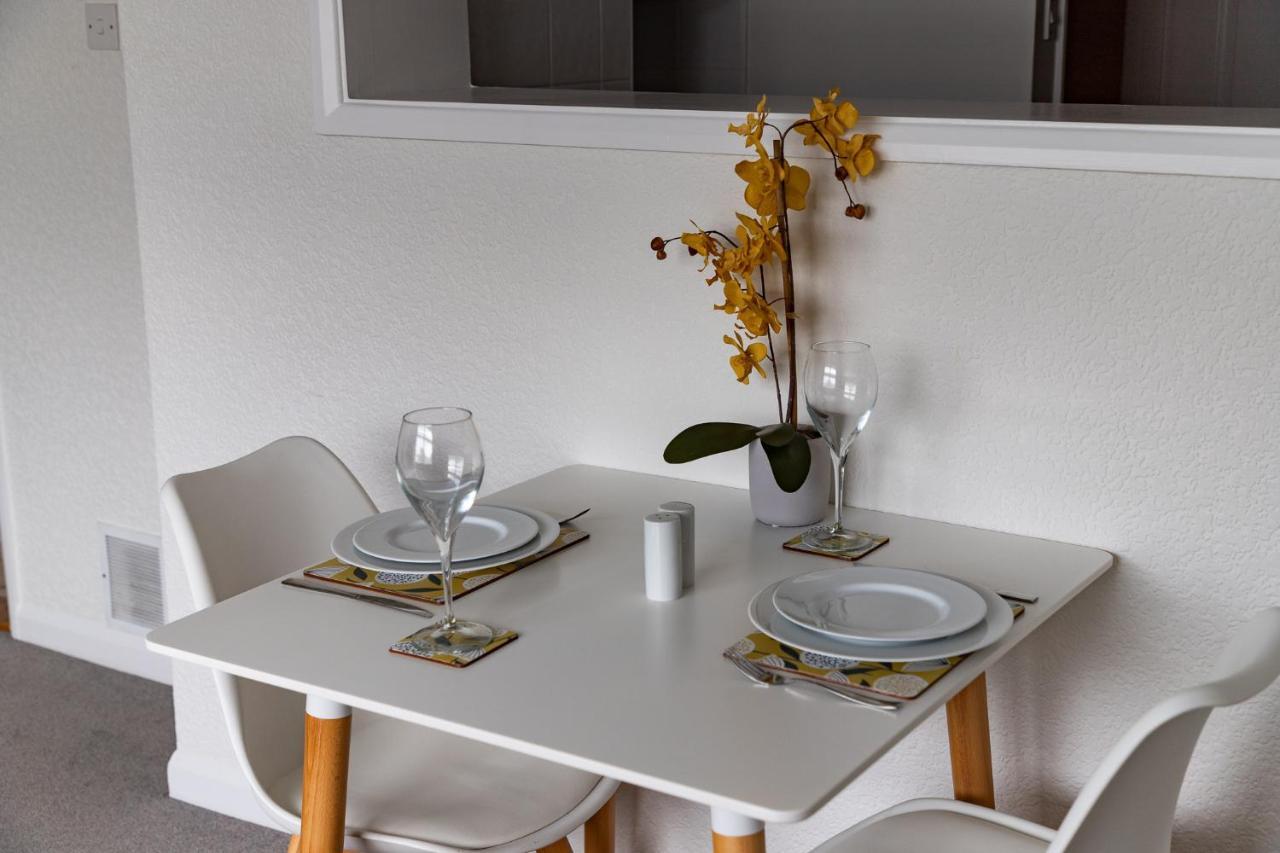 1 Chatsworth Riverscape Apartments - Riverview Apartment In Great Location With Free Parking Overlooking The Gannel Just A Short Walk From Newquays Incredible Beaches And Local Amenities New Quay Zewnętrze zdjęcie
