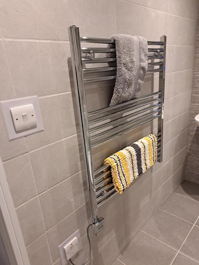 1 Chatsworth Riverscape Apartments - Riverview Apartment In Great Location With Free Parking Overlooking The Gannel Just A Short Walk From Newquays Incredible Beaches And Local Amenities New Quay Zewnętrze zdjęcie